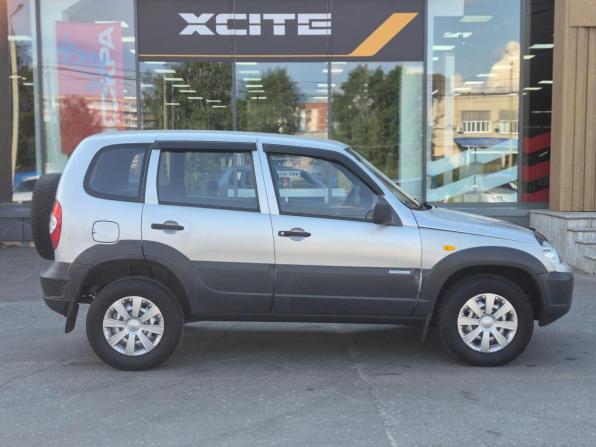 Chevrolet Niva I Рестайлинг с пробегом 2009 года, цена 269 000 рублей, 182600 км, внедорожник, Автокод Объявления