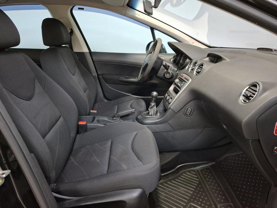 Peugeot 408 I Москва  - изображение 10