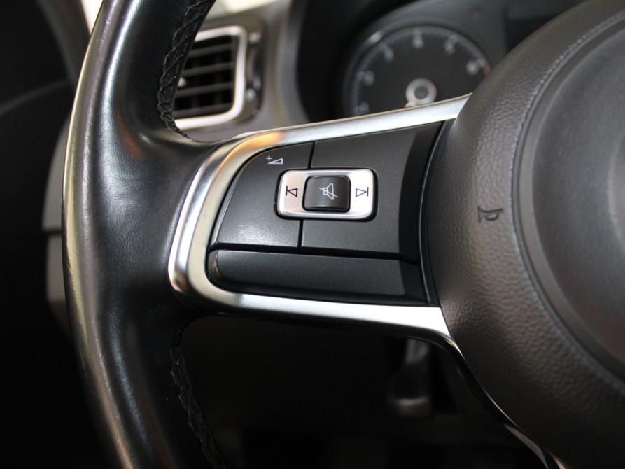 Volkswagen Polo V Рестайлинг Старый Оскол  - изображение 12