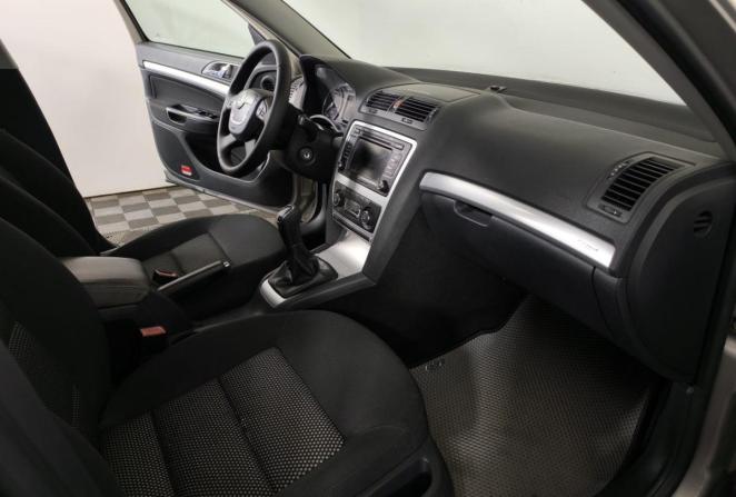 Skoda Octavia I (A4) Рестайлинг с пробегом 2011 года, цена 1 000 000 рублей, 240841 км, универсал, Автокод Объявления