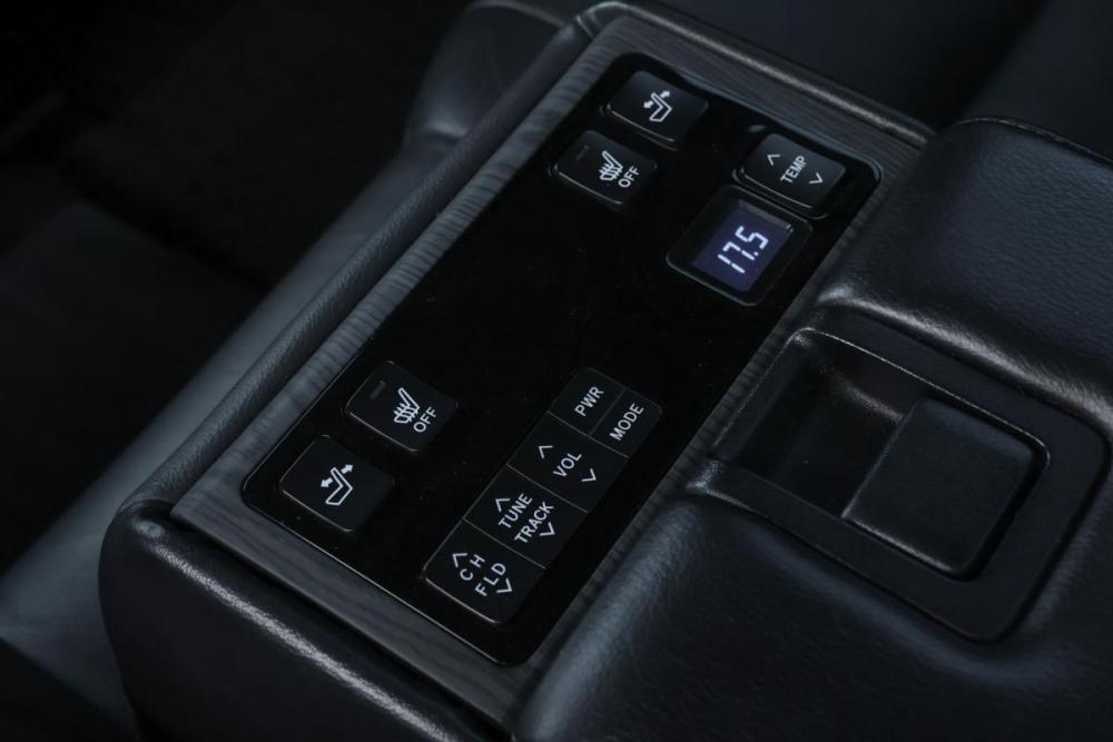 Toyota Camry VII (XV50) Рестайлинг Москва  - изображение 27