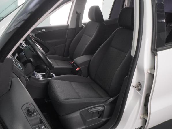 Volkswagen Tiguan I Рестайлинг с пробегом 2012 года, цена 1 199 000 рублей, 121579 км, внедорожник, Автокод Объявления