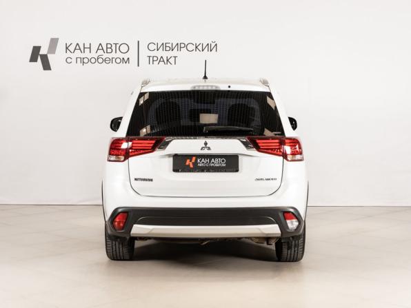 Mitsubishi Outlander III Рестайлинг 2 с пробегом 2016 года, цена 1 815 800 рублей, 181420 км, внедорожник, Автокод Объявления