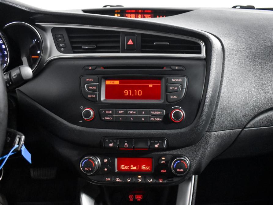 Kia Ceed III Санкт-Петербург  - изображение 17
