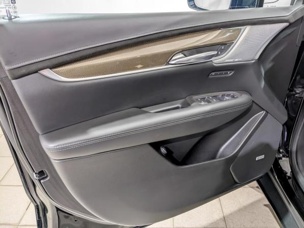 Cadillac XT5 I Рестайлинг с пробегом 2022 года, цена 4 400 000 рублей, 71137 км, внедорожник, Автокод Объявления
