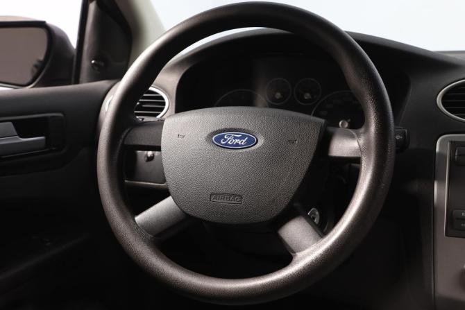 Ford Focus II с пробегом 2005 года, цена 599 000 рублей, 186000 км, хэтчбек, Автокод Объявления