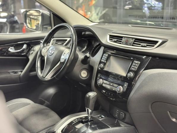 Nissan Qashqai II с пробегом 2017 года, цена 1 750 000 рублей, 97000 км, внедорожник, Автокод Объявления
