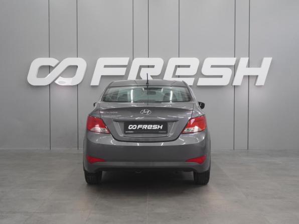 Hyundai Solaris I Рестайлинг с пробегом 2016 года, цена 949 000 рублей, 111679 км, седан, Автокод Объявления