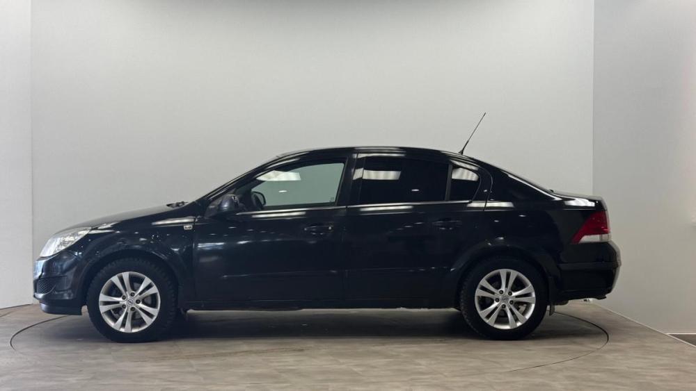 Opel Astra H Рестайлинг Киров  - изображение 4