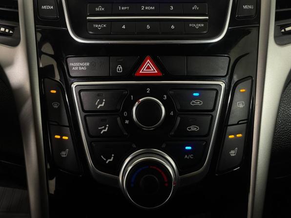 Hyundai i30 II с пробегом 2013 года, цена 890 000 рублей, 115000 км, хэтчбек, Автокод Объявления
