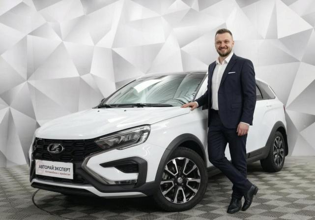 Lada (ВАЗ) Vesta I Рестайлинг (NG) с пробегом 2024 года, цена 1 550 000 рублей, 23000 км, универсал, Автокод Объявления