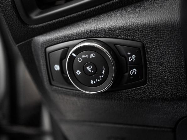 Ford EcoSport II Рестайлинг с пробегом 2018 года, цена 1 279 500 рублей, 112900 км, внедорожник, Автокод Объявления