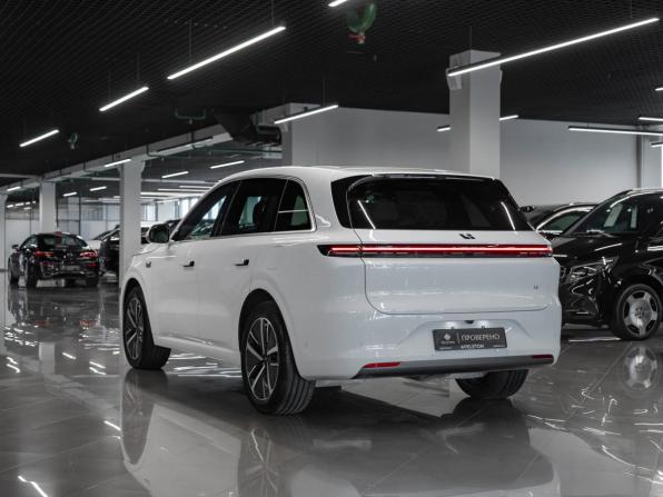 Li Auto (Lixiang) L6 с пробегом 2024 года, цена 5 750 000 рублей, 29264 км, внедорожник, Автокод Объявления