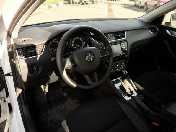 Skoda Octavia III (A7) Рестайлинг с пробегом 2019 года, цена 1 710 000 рублей, 90751 км, лифтбек, Автокод Объявления