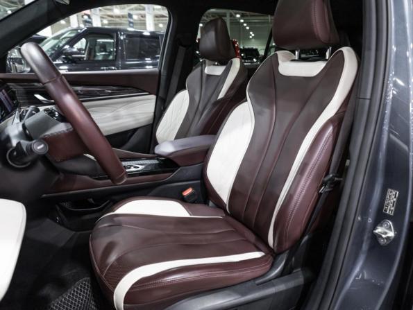 Geely Monjaro I с пробегом 2023 года, цена 3 099 700 рублей, 61229 км, внедорожник, Автокод Объявления