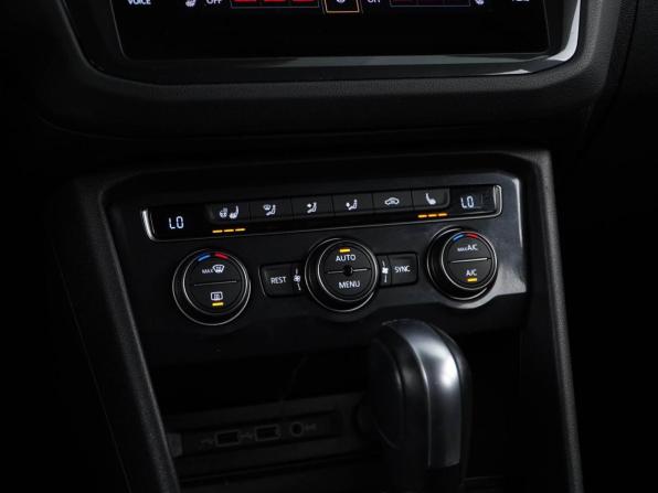 Volkswagen Tiguan II с пробегом 2020 года, цена 2 499 050 рублей, 150980 км, внедорожник, Автокод Объявления