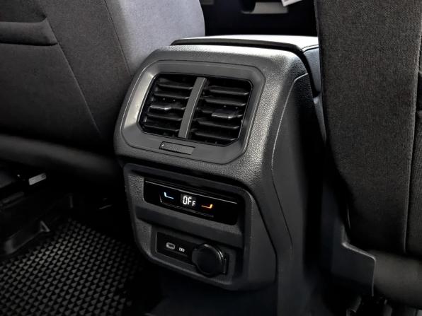 Volkswagen Tiguan II Рестайлинг с пробегом 2021 года, цена 2 800 000 рублей, 49413 км, внедорожник, Автокод Объявления