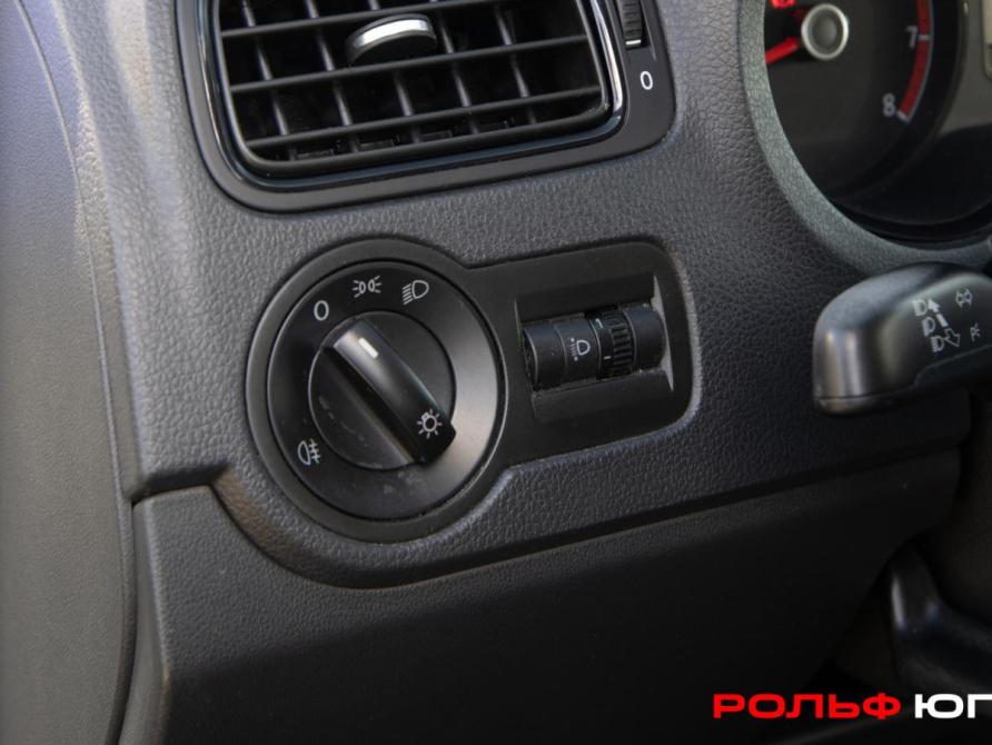 Volkswagen Polo V Рестайлинг Москва  - изображение 13