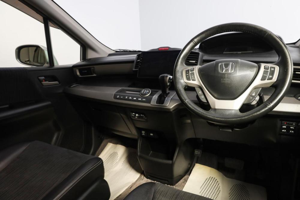 Honda Freed I Рестайлинг Новосибирск  - изображение 8