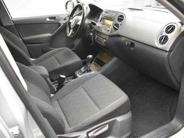 Volkswagen Tiguan I Рестайлинг с пробегом 2013 года, цена 950 000 рублей, 232000 км, внедорожник, Автокод Объявления