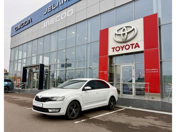 Skoda Rapid I с пробегом 2015 года, цена 750 000 рублей, 165109 км, лифтбек, Автокод Объявления