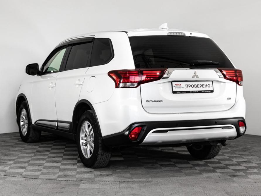 Mitsubishi Outlander III Рестайлинг 3 Санкт-Петербург  - изображение 7