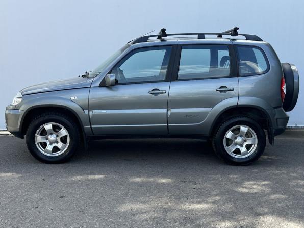 Chevrolet Niva I Рестайлинг с пробегом 2011 года, цена 515 000 рублей, 77340 км, внедорожник, Автокод Объявления