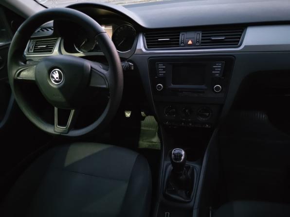 Skoda Rapid I с пробегом 2017 года, цена 815 000 рублей, 240000 км, лифтбек, Автокод Объявления
