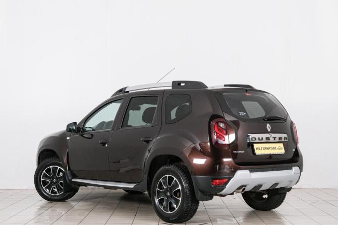 Renault Duster I Рестайлинг с пробегом 2018 года, цена 1 479 000 рублей, 90000 км, внедорожник, Автокод Объявления