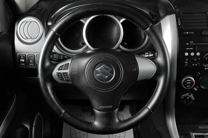 Suzuki Grand Vitara II Рестайлинг с пробегом 2010 года, цена 949 000 рублей, 226400 км, внедорожник, Автокод Объявления