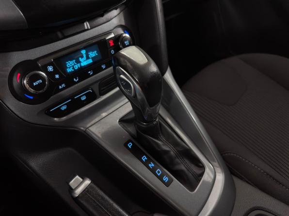 Ford Focus III с пробегом 2012 года, цена 596 000 рублей, 242121 км, универсал, Автокод Объявления