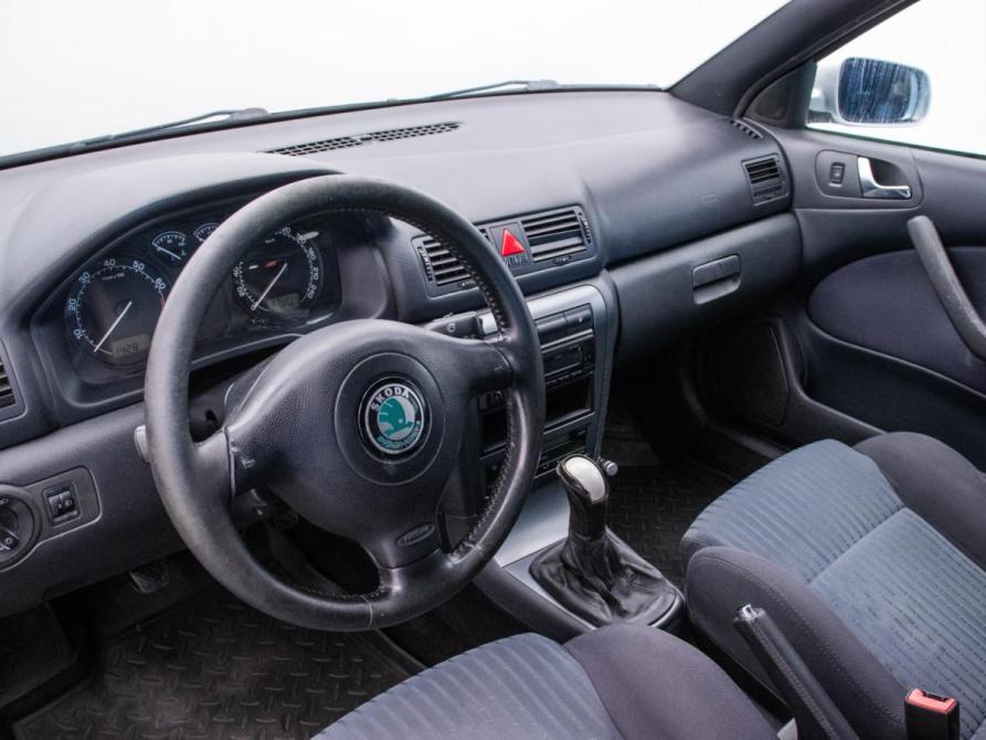 Skoda Octavia I (A4) Рестайлинг Москва  - изображение 10
