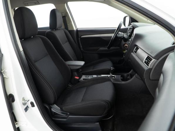 Mitsubishi Outlander III Рестайлинг 2 с пробегом 2016 года, цена 1 829 050 рублей, 116212 км, внедорожник, Автокод Объявления