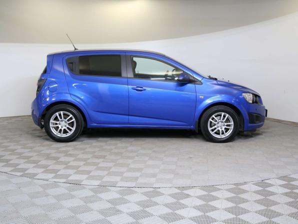 Chevrolet Aveo II с пробегом 2013 года, цена 690 000 рублей, 86280 км, хэтчбек, Автокод Объявления