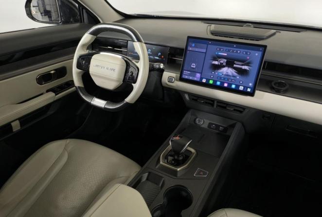 JETOUR DASHING I с пробегом 2023 года, цена 1 600 000 рублей, 93760 км, внедорожник, Автокод Объявления