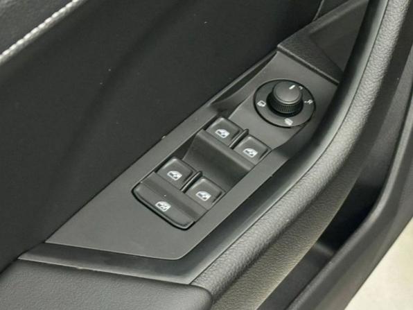 Новый Skoda Superb III Рестайлинг 2025 года, цена 3 049 000 рублей, лифтбек, Автокод Объявления