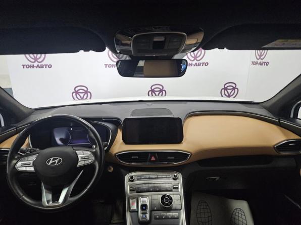Hyundai Santa Fe IV Рестайлинг с пробегом 2022 года, цена 3 949 000 рублей, 49797 км, внедорожник, Автокод Объявления