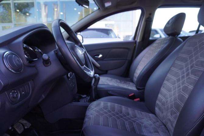 Renault Sandero II Рестайлинг с пробегом 2019 года, цена 1 187 000 рублей, 110853 км, хэтчбек, Автокод Объявления