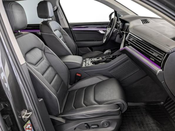 Volkswagen Touareg III с пробегом 2020 года, цена 6 399 000 рублей, 49910 км, внедорожник, Автокод Объявления