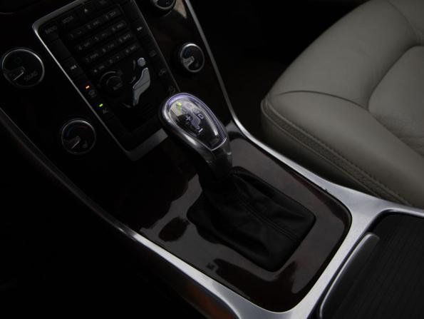 Volvo XC70 II с пробегом 2012 года, цена 1 599 000 рублей, 225000 км, универсал, Автокод Объявления