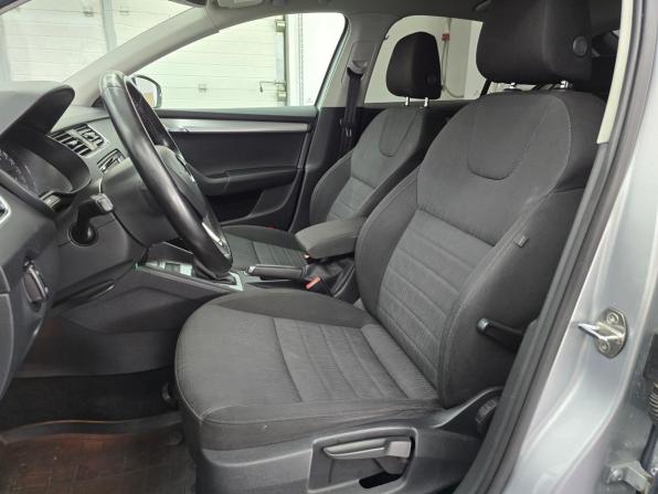 Skoda Octavia III (A7) с пробегом 2017 года, цена 1 599 000 рублей, 162553 км, лифтбек, Автокод Объявления