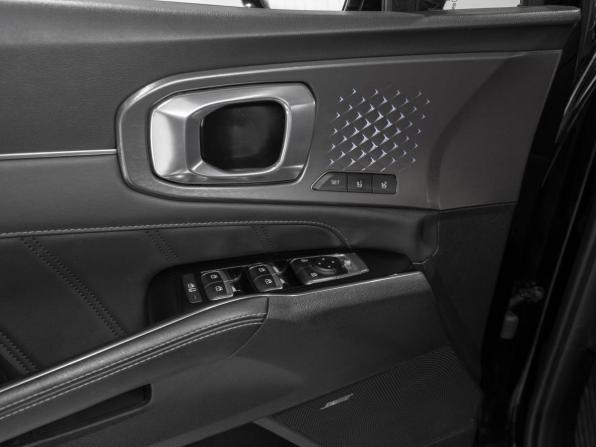 Kia Sorento IV с пробегом 2022 года, цена 3 980 000 рублей, 85483 км, внедорожник, Автокод Объявления