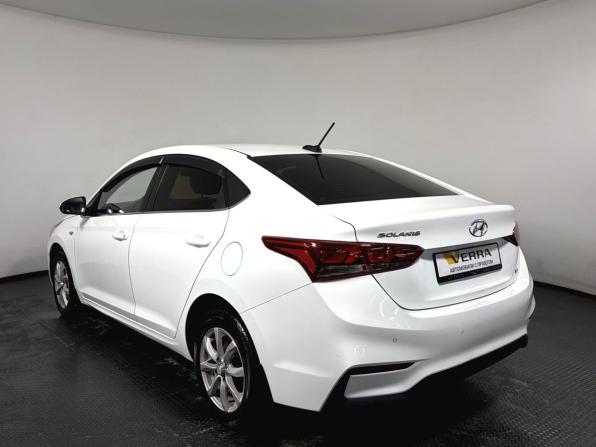 Hyundai Solaris II с пробегом 2017 года, цена 850 000 рублей, 142001 км, седан, Автокод Объявления