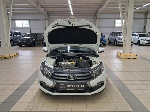 Lada (ВАЗ) Granta I Рестайлинг с пробегом 2023 года, цена 880 000 рублей, 37752 км, лифтбек, Автокод Объявления