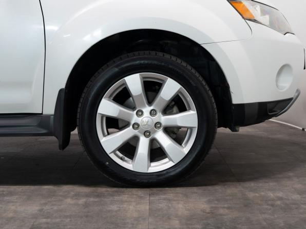 Mitsubishi Outlander II Рестайлинг с пробегом 2010 года, цена 1 100 000 рублей, 234938 км, внедорожник, Автокод Объявления