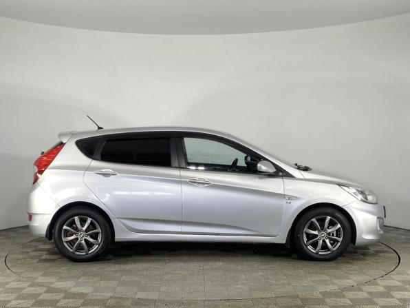Hyundai Solaris I с пробегом 2012 года, цена 830 000 рублей, 101665 км, хэтчбек, Автокод Объявления