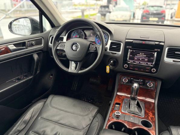 Volkswagen Touareg II с пробегом 2011 года, цена 1 695 000 рублей, 270000 км, внедорожник, Автокод Объявления