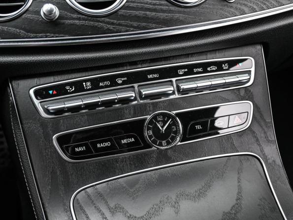 Mercedes-Benz E-Класс V (W213 S213 C238) с пробегом 2019 года, цена 3 799 000 рублей, 92555 км, седан, Автокод Объявления