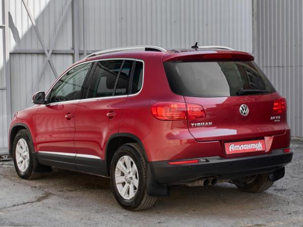 Volkswagen Tiguan I Рестайлинг с пробегом 2012 года, цена 1 180 000 рублей, 216037 км, внедорожник, Автокод Объявления