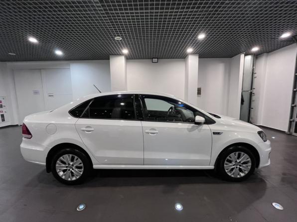 Volkswagen Polo V Рестайлинг с пробегом 2016 года, цена 880 000 рублей, 212166 км, седан, Автокод Объявления